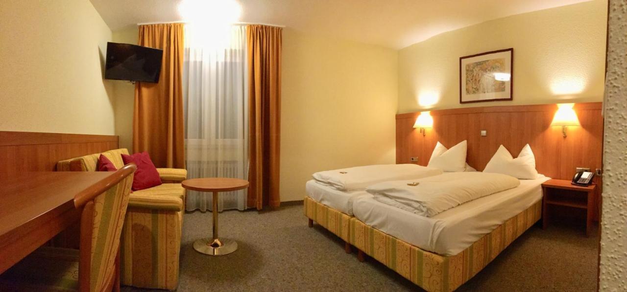 Hotel Engel Ulm Extérieur photo