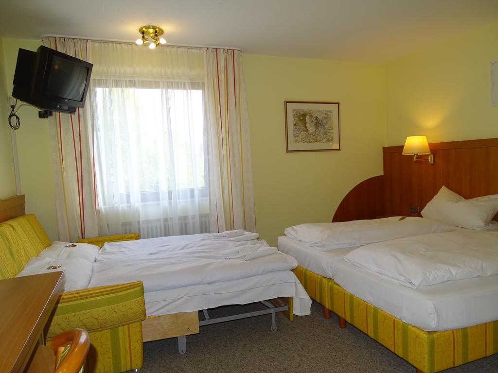 Hotel Engel Ulm Extérieur photo